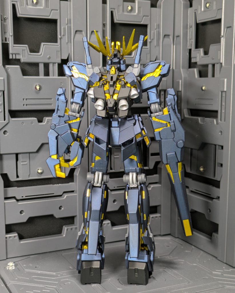 バーニア部分は、何色にしようかだいぶ悩みましたが。無難なシルバーにしました。