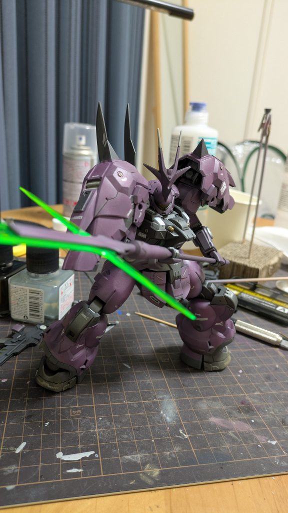 上腕延長のおかげで両手持ちがしやすい