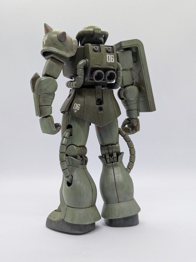 腰にパーツをつけるつもりがなかったので穴は埋めとけはよかった。