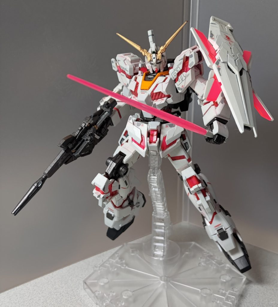 まずは本体から。この1枚だけ、ウェザリング前の状態になります。