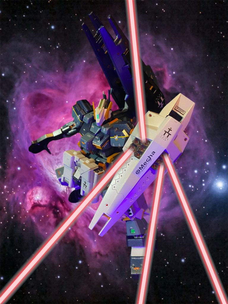 強化型シールドブースターは表面に拡散ビーム砲を装備し、ミサイルなどへの能動的防御を取ることが出来る。