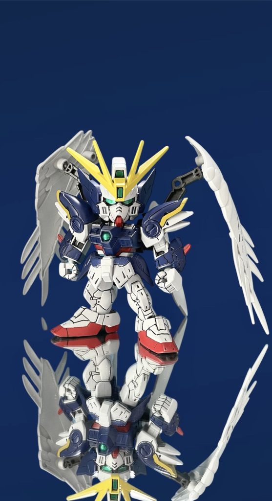 っというワケでオマケのSDゼロでございます！  こちらのゼロも去年の夏頃に完成を迎えておりました友人から譲ってもらった物でバスターライフルの無いシンプルに本体のみという内容だったんですが、このキットには非常に助けてもらったという思い出があります☝🏻