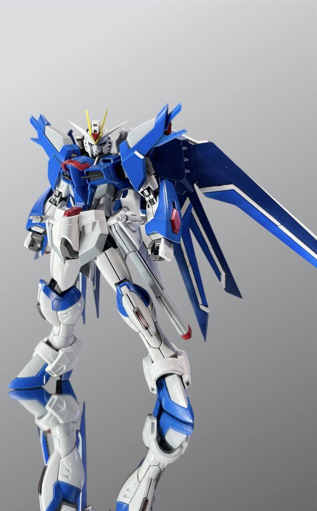 SEEDフリーダムと言えば、デスティニー放映終了後に劇場版特設ホームページが公開されて20年・・ まさかホントに新作が公開されるなんて思いもよらなかったのでとても嬉しかったですね😌序盤こそ「あぁ、SEEDだ 懐かしい・・」っと思いながら観てましたがクライマックスあたりになってくると誰も見た事の無いSEEDに仕上がっていてホントに凄い映画でした(笑 Gガンダムが一番くじでピックアップされたりと、何が起こるか分からない事だらけですから、ガンダムはやめられません(zaku-kao6) ではでは、最後までご覧いただきありがとうございました☺️