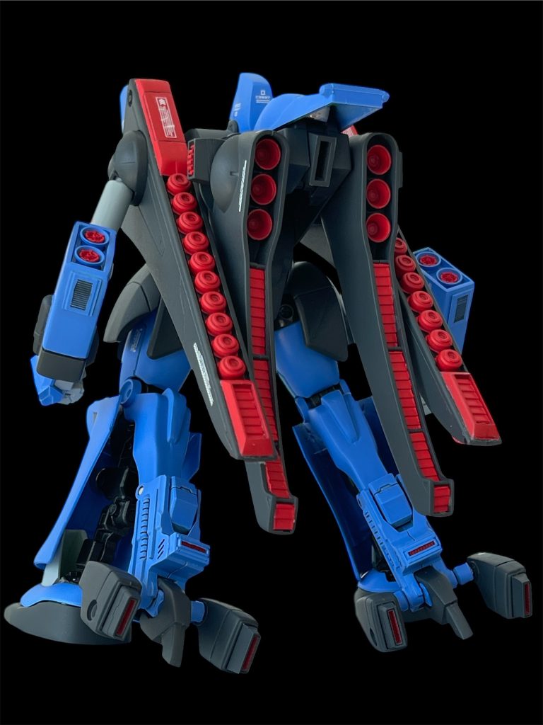 ガ・ゾウムといえばやはり背面の迫力