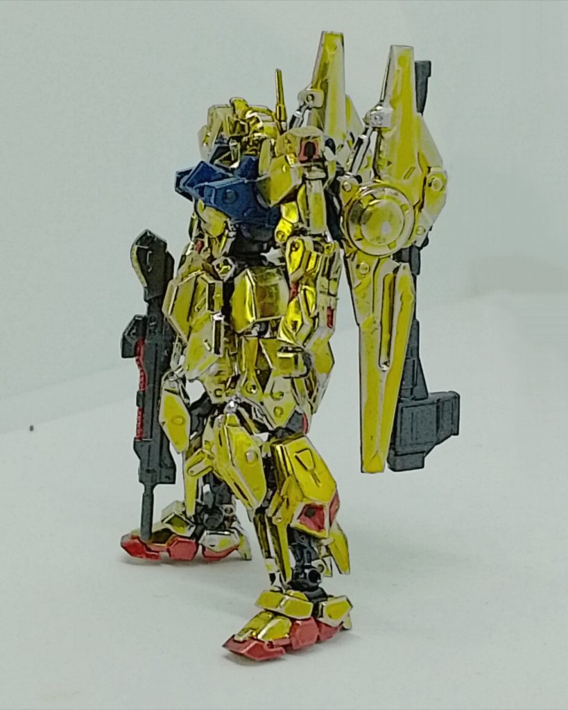 黃金の百式 ガンダムアーティファクト–3枚目/制作者：小倫