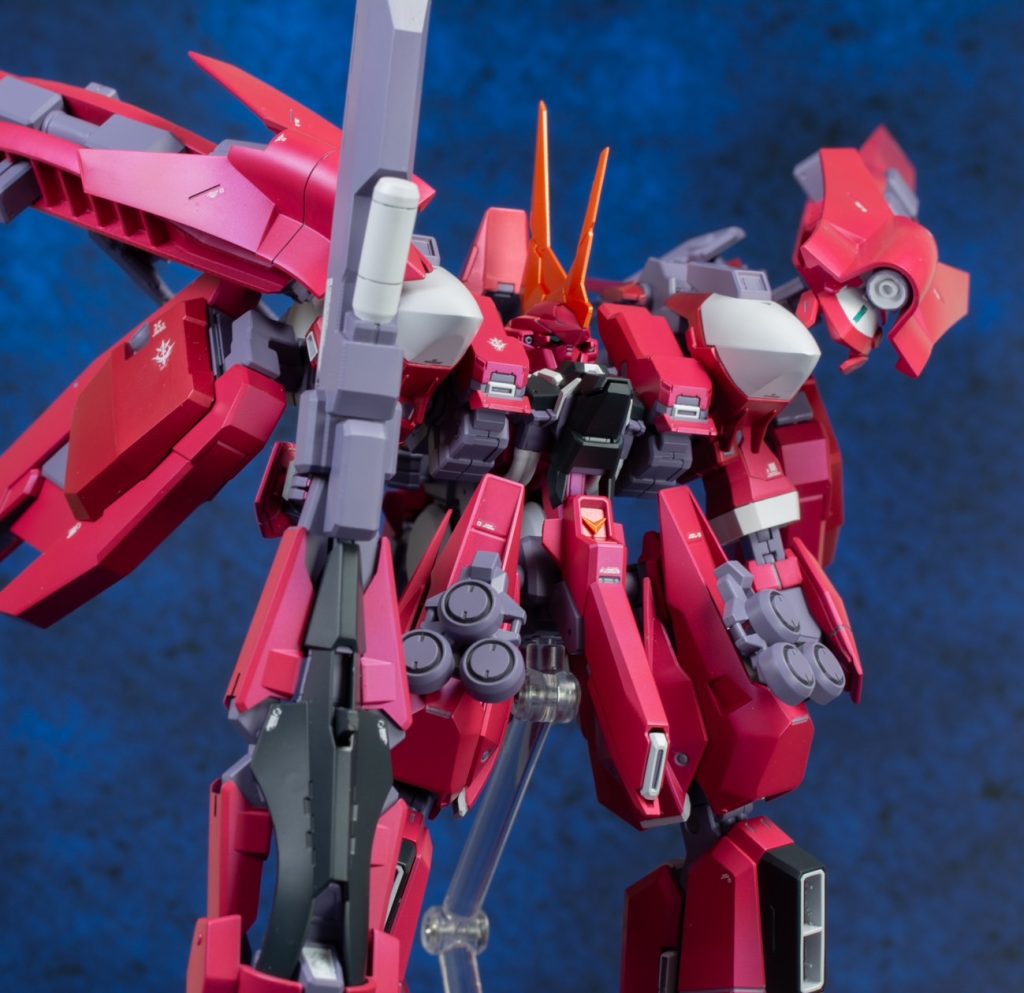 カラーレシピ(G)=ガイアカラー (C)=クレオスレッド(本体):(G)パンツァーレッド1→(G)EXクリアー+FGパール オパールライラックレッド(差し色):銀下地に(C)トランザムレッドパールホワイト:(C)ブリュンヒルトホワイトグレー:(G)ニュートラルグレー3+(G)純色マゼンタ+(C)色ノ源シアンイエロー:(G)橙黄色→(G)クリアーオレンジ+AGパールブラック:(G)ミッドナイトブルーセンサー(緑):銀下地に(G)プリズムパステルミントグリーンブルー仕上げに(G)セミグロスクリアープレミアムでオーバーコート