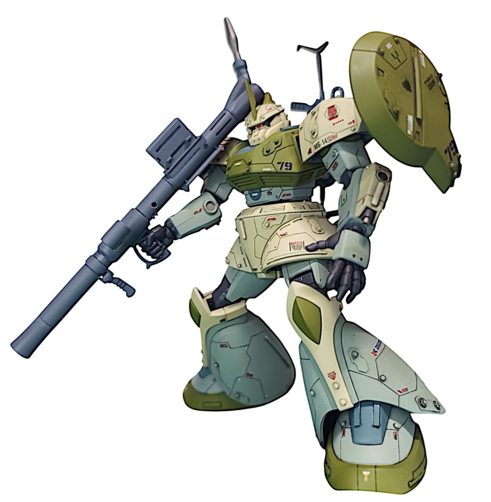 ロングレンジビームライフルとバズは入れ替え可能。