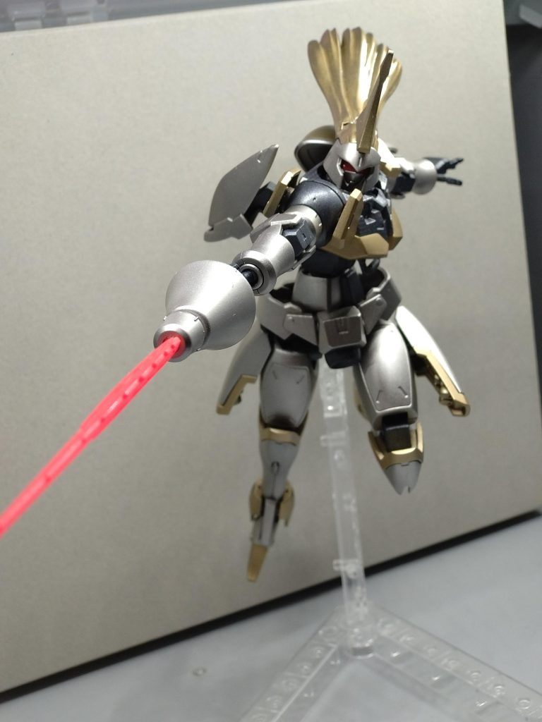 もともと、傑作キットであるHGリーオーのマイナーチェンジなので、稼働範囲も非常に良好ですね。