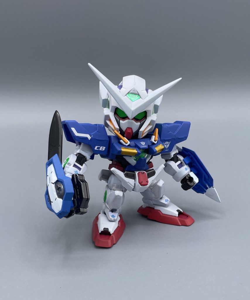 GN-001 GUNDAM EXIA 「機動戦士ガンダムOO」の主人公、刹那・F・セイエイが搭乗するMS、ガンダムエクシアです。 今でこそ市民権を得て大人気のエクシアですが、デザイン発表当時は「ビーダマンみてぇ」などと揶揄され”こんなのガンダムじゃねぇ症候群” に多くのガノタが罹患しました。 我々ガノタなら、時期や作品は違えども、誰もが一度は通る現象ですよね(笑)