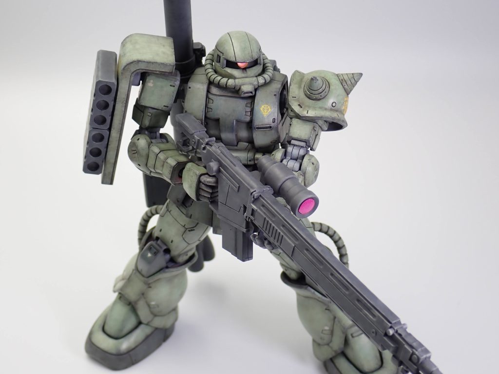 STF本には武器の塗り方載ってなかったのでウェザリングマスターでエッジを少し白くしました