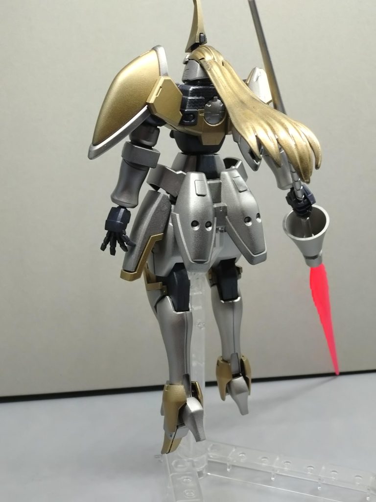 後ろから髪はスタビライザーらしいですね。