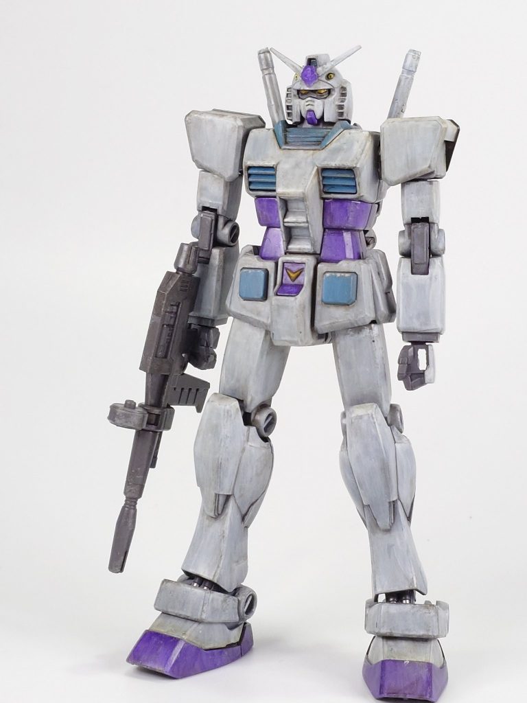 正面から今回もアクリジョンの筆塗りで寒いときは居間の炬燵で作業できる筆塗りはいいですね～