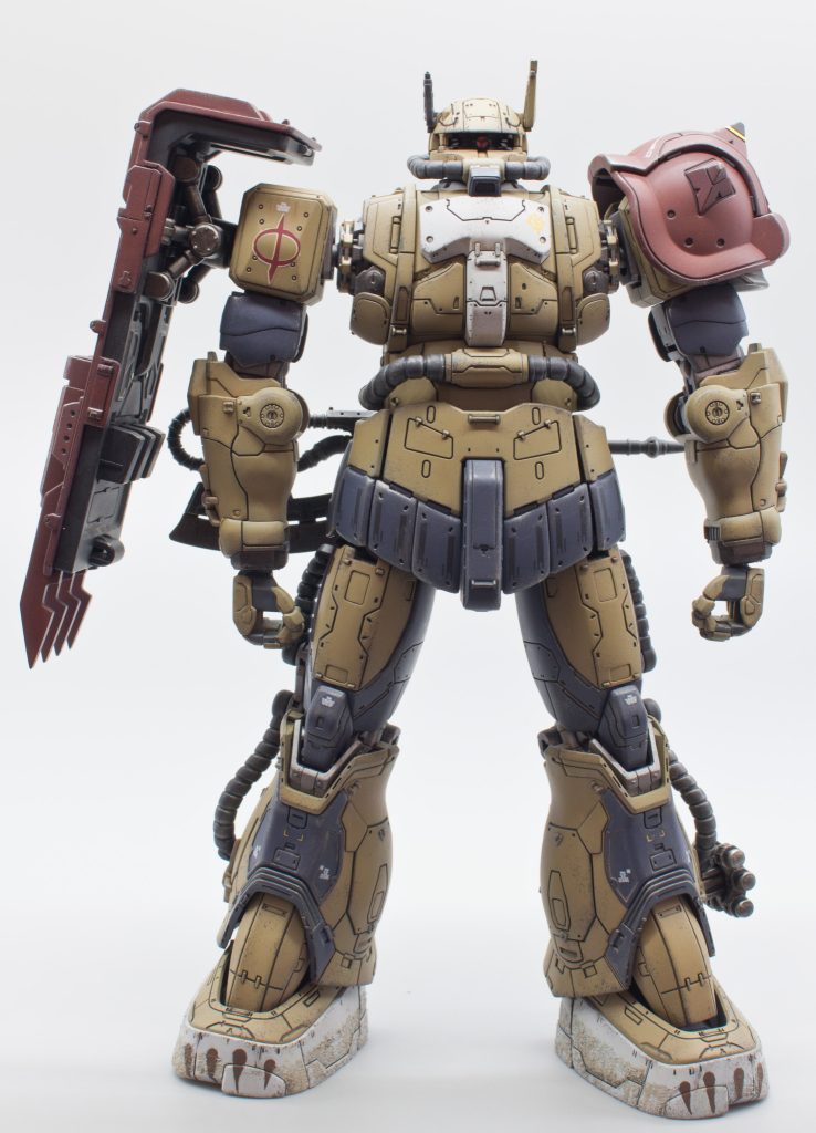 今回はメカサフスーパーヘビィの上から基本色を吹きました。本体色はもう少しオレンジに振った方がそれっぽかったですね