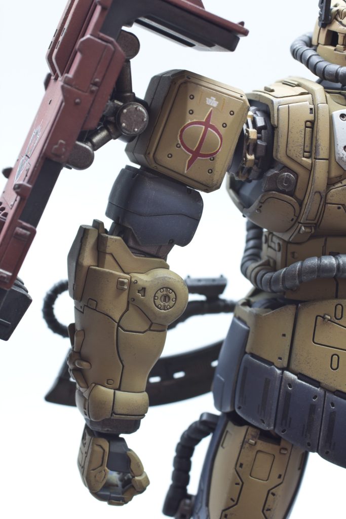 腕の付け根メカ部の塗り分けは気に入ってる部分てす