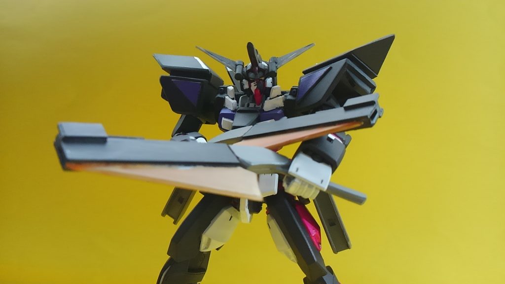 二丁のジェスターガンは腰部から取り外せる。