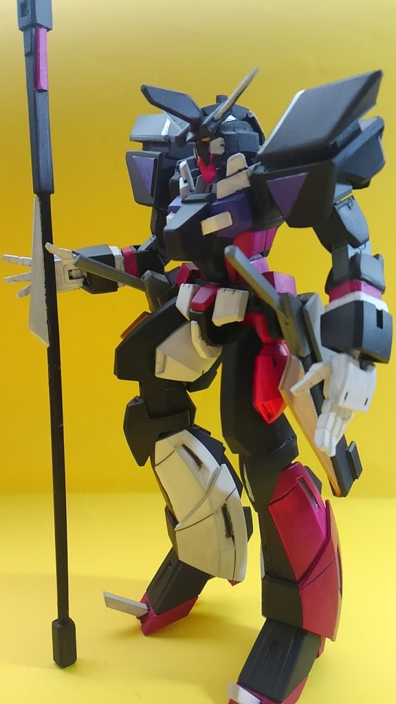 棒状のジェスターロッドが主兵装。