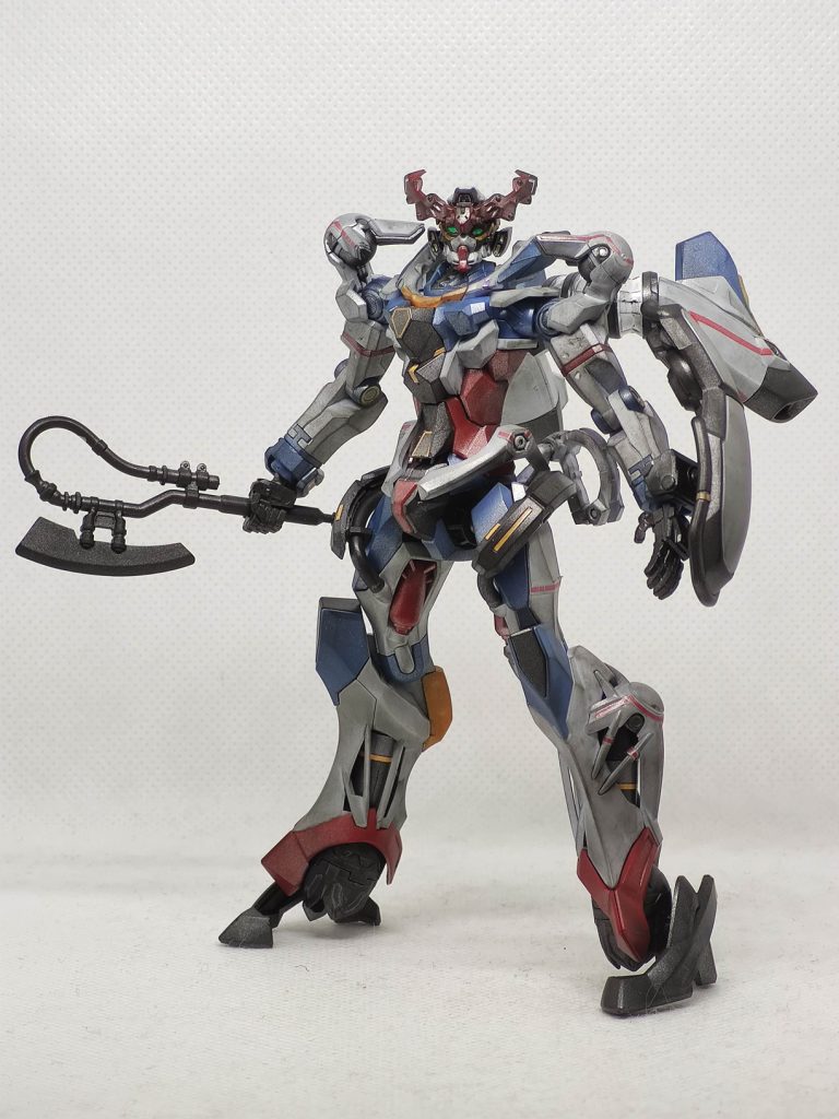 やっぱり斧が似合う。