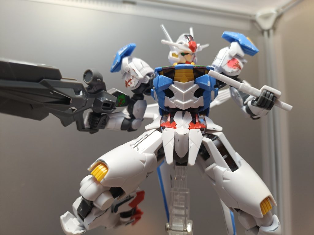 下からアオリで。