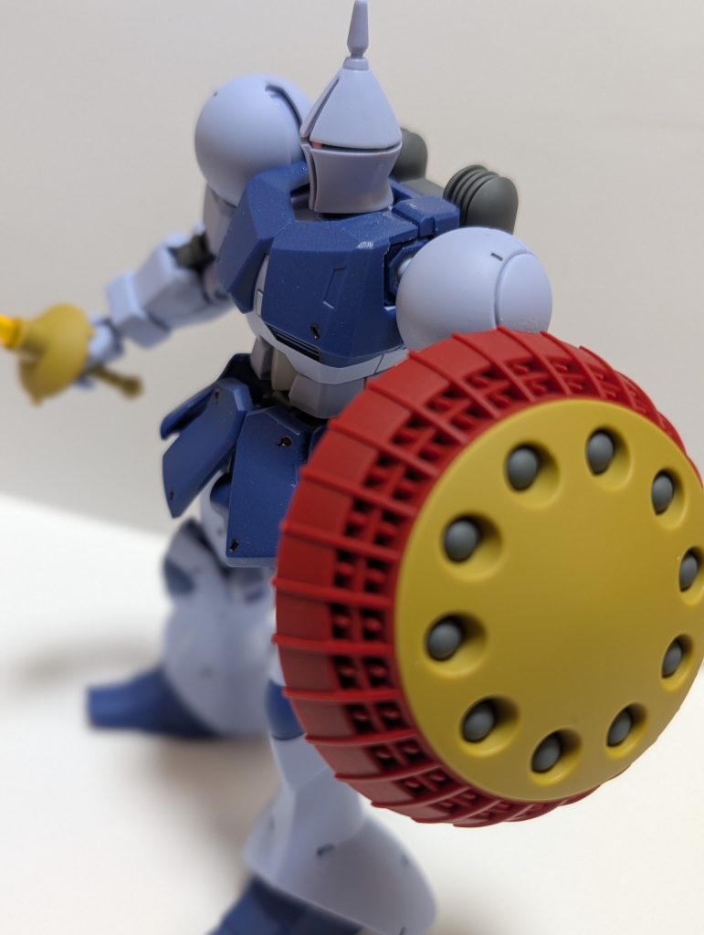 正直…ギャンにあまり興味がなかったんです。テレビでは１話で退場。劇場版にいたっては出番すらない（でもゾックは好き）ですが作ってみると「え…メッチャかっこいいやん！」となりましたw