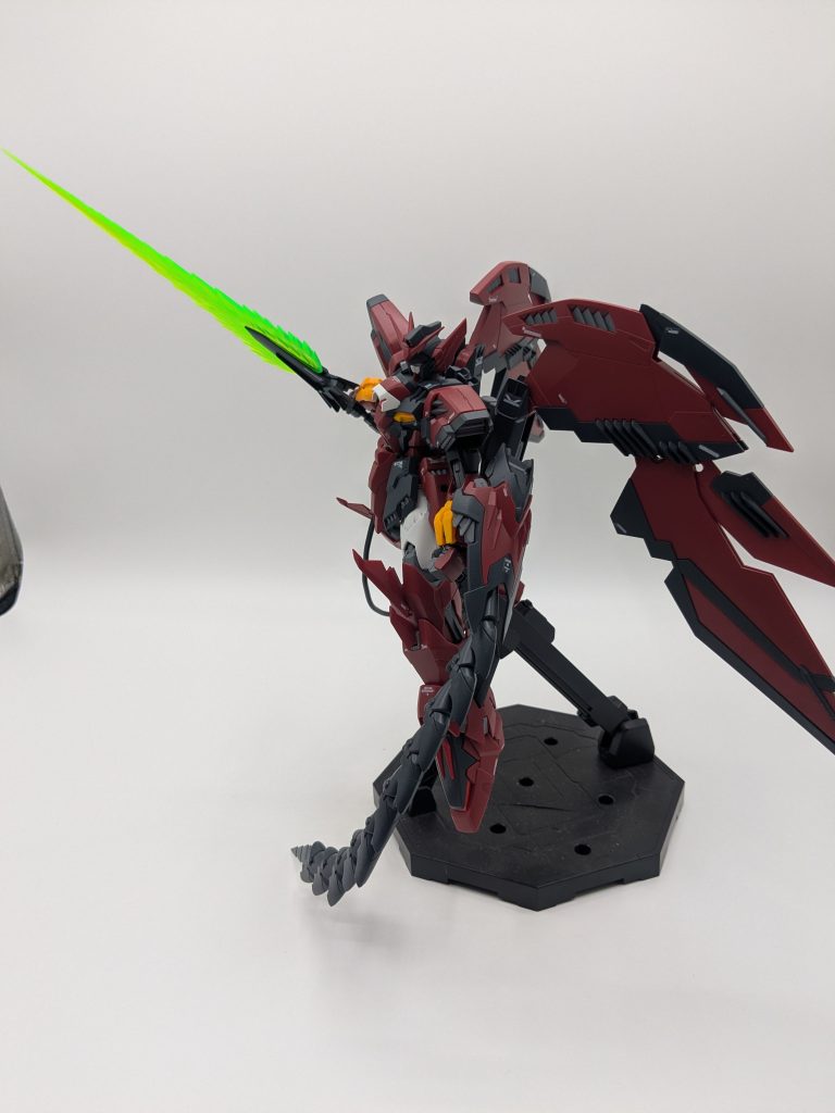 鬼門の羽はいろんなサイトさんを参考にさせていただき、後ハメ加工してみましたが、塗装の厚みの分、ヤスリで薄くするのをサボってしまい、塗装後はハマらなくなりました。アクリジョン使っているので余計ですね。 