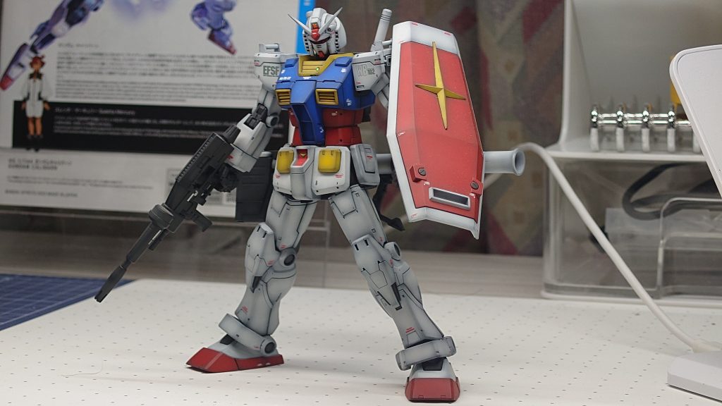 正面　噂の良キットだけあってスタイルバランスはかなり良いので、このキットも延長工作などはしてません。たしか合わせ目も殆んど無かった気がします。