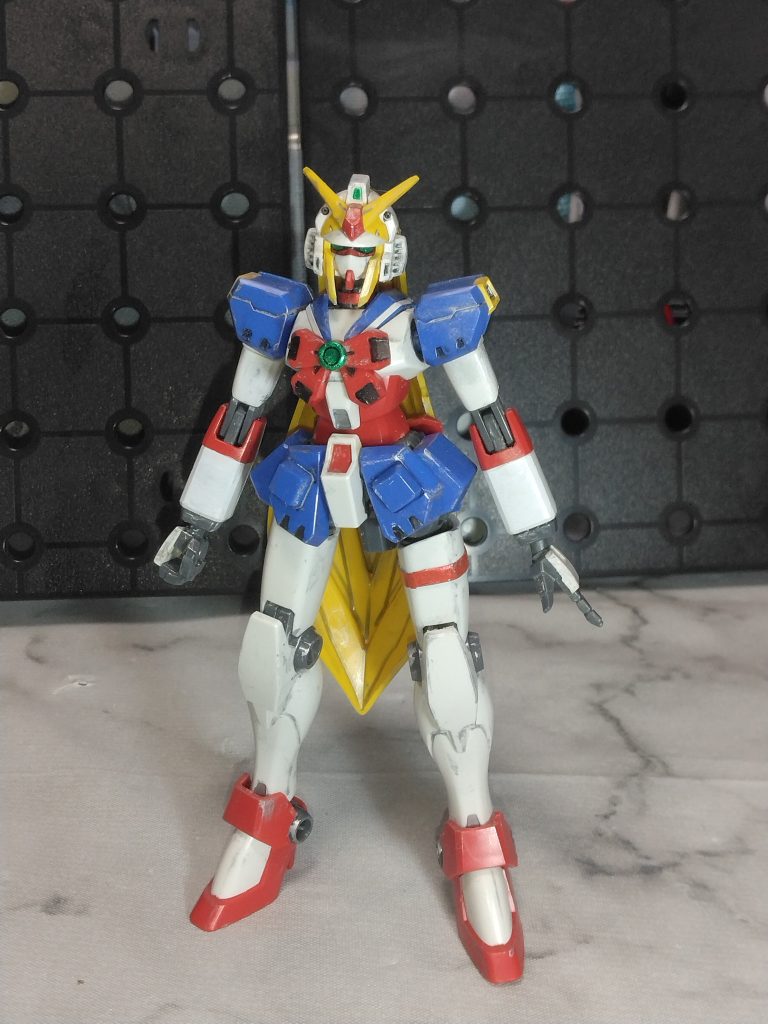 開き手、ピースがどこにしまったか忘れてしまいまして、このままで😓部分塗装は設定画とかは特に確認せず、バルカンやダクト、装甲のエッジ部分をこんな感じ?と塗装しました。