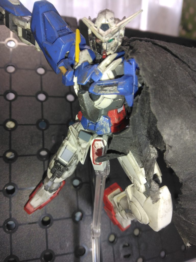 GNソードの加工、めちゃくちゃ固かった😓目はボールチェーンを潰して形を整えてます。これも上手い形にならず、当時何個潰したことか…