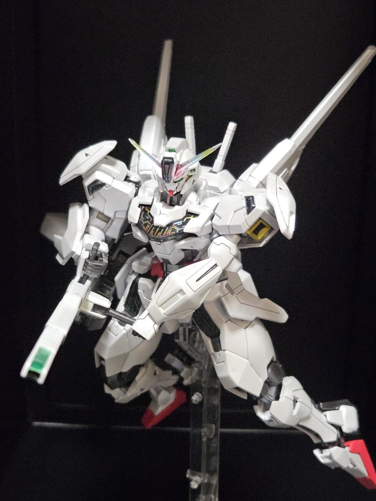 ビットオンフォームパール感を写真で出そうとすると難しいですね