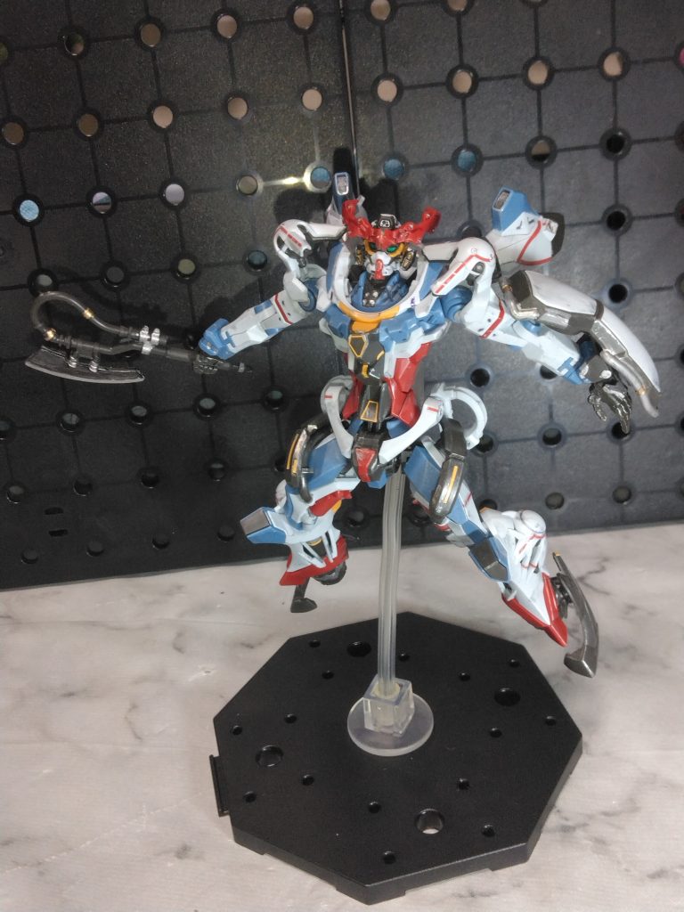 新作発表時のガンダムが斧持っている!?というパッケージイラストが凄く印象深かったので、個人的にジークアクスは斧のイメージ。出来れば赤熱化の斧が欲しかったな~。録画はしているので、時間を作って今後視聴したいと思います。