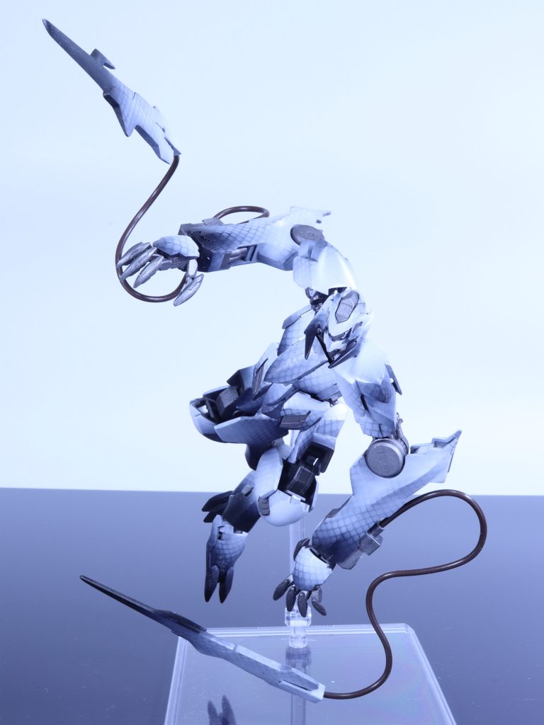 テイルブレードが鎖にしか見えない。