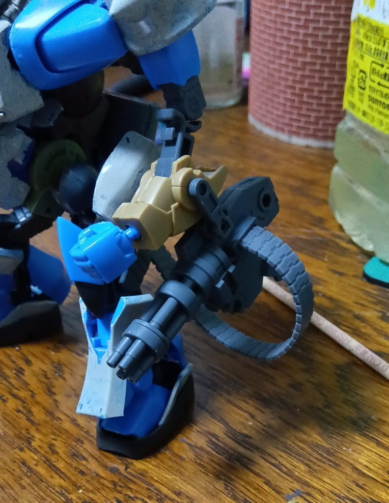 ミニガン。ガトリングシールドはバランスが悪かった……