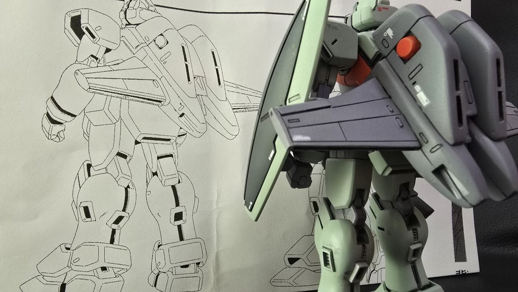 バックパックはブラ板メインのスクラッチ好みで設定画より大きめに製作