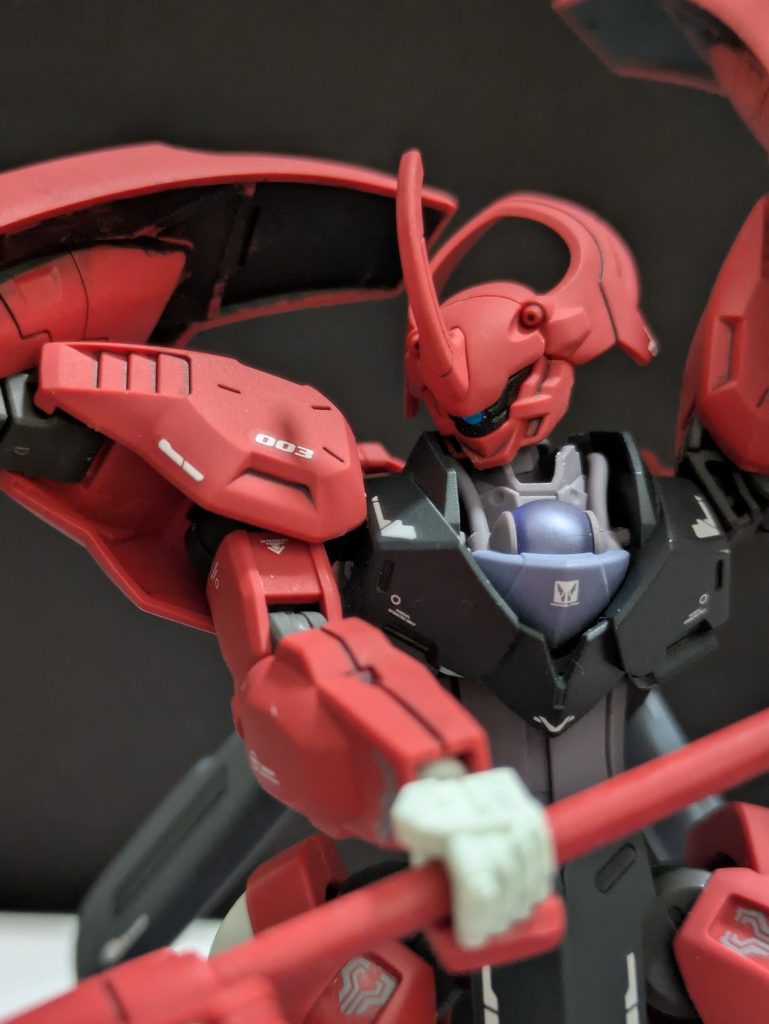 今回も墨入れと少しの色塗り、デカール貼りだけで簡単フィニッシュですカメラアイはモノアイ化してみました