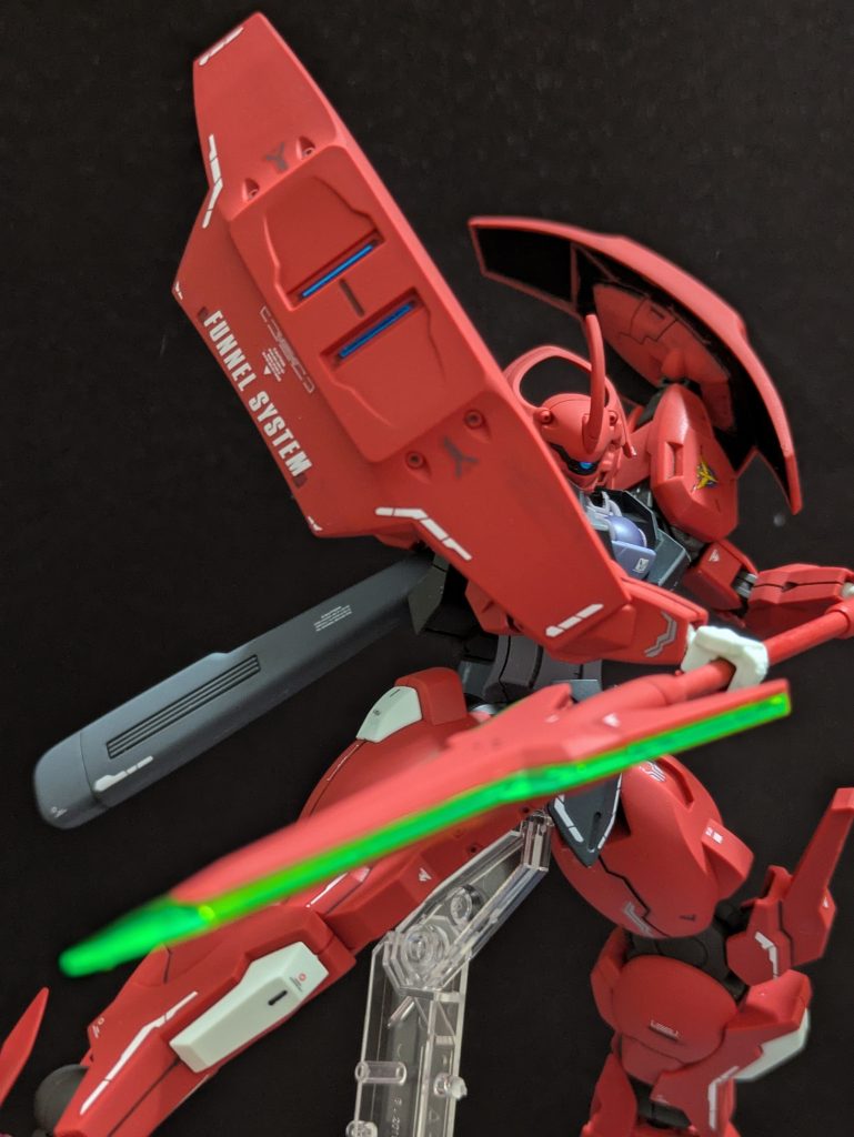 最近ユニコーンを見返してる時に、シナンジュの殺陣に改めて魅了されまして、赤い機体が作りたくなりました