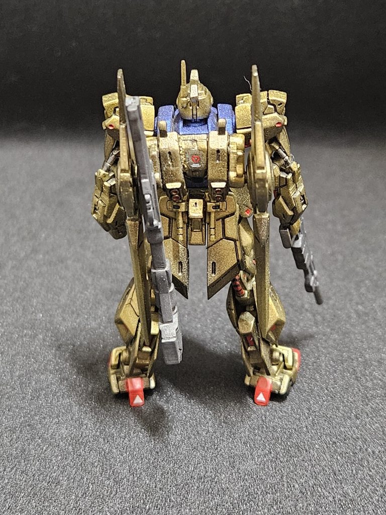 バックショットバックパックが不安定だったので接着