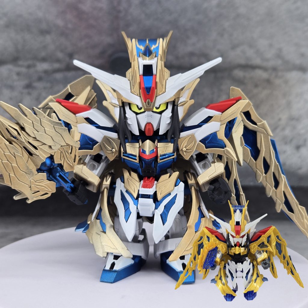 塗装ビフォーアフターです今回の青のキャンディ塗装は、シルバーを下地に使わず、メタリックブルーからのクリアブルーで仕上げましたシルバーを下地にすると水色感が強かったので、うまくいきました。