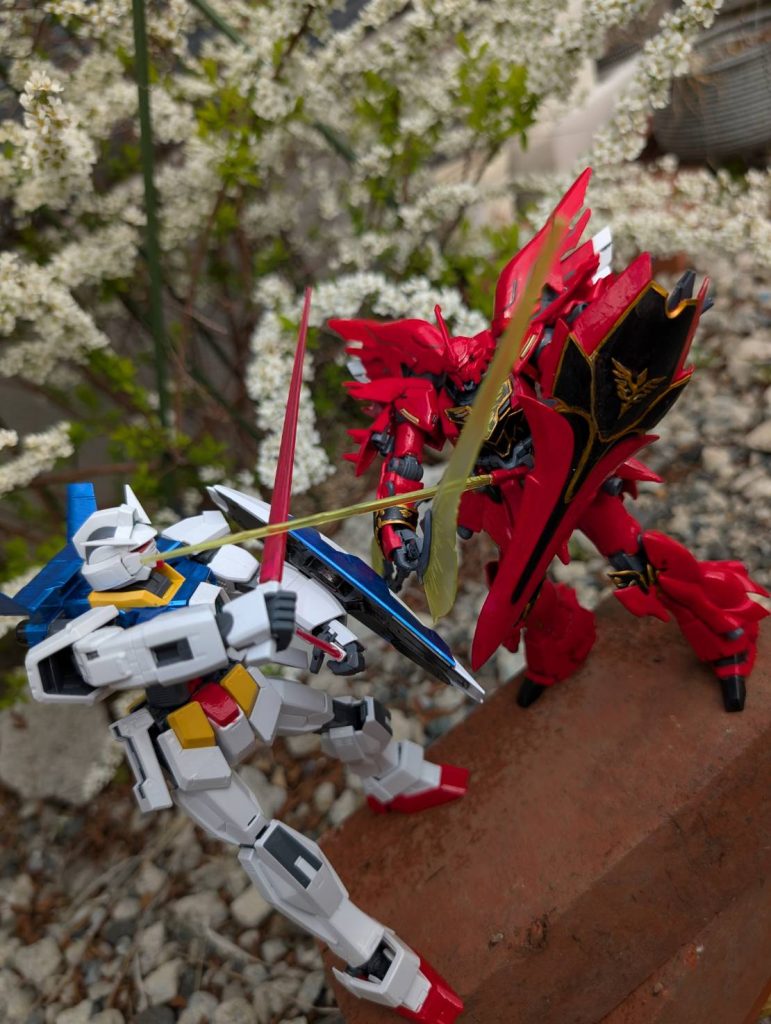 AGE1VSシナンジュ。作品を越えた戦い