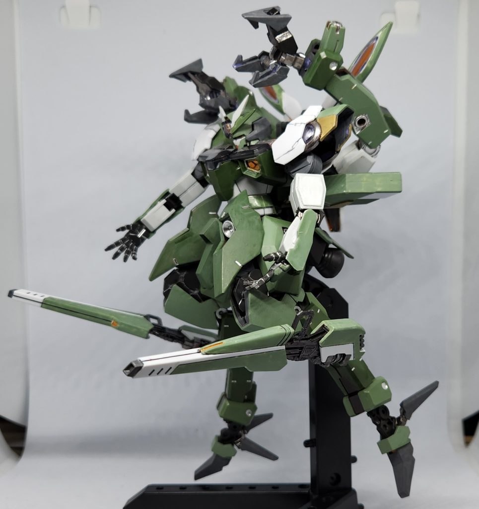 ヴェスパーはちゃんと稼働し手持ちにも変えられます。