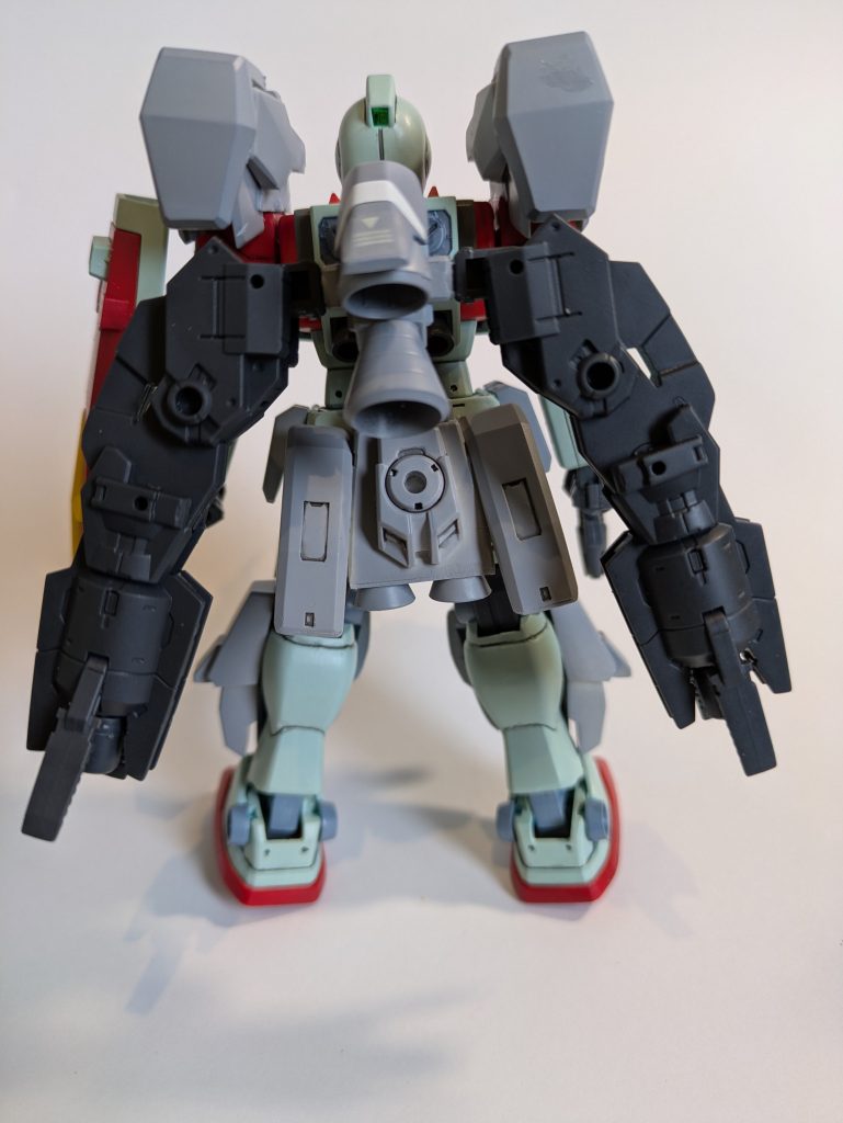 でっかいブースターはMM30のやつ。ウイングガンダム買いに行った時に見つけたのでつけてみました