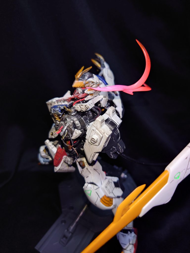 無骨な感じが出たらいいな。