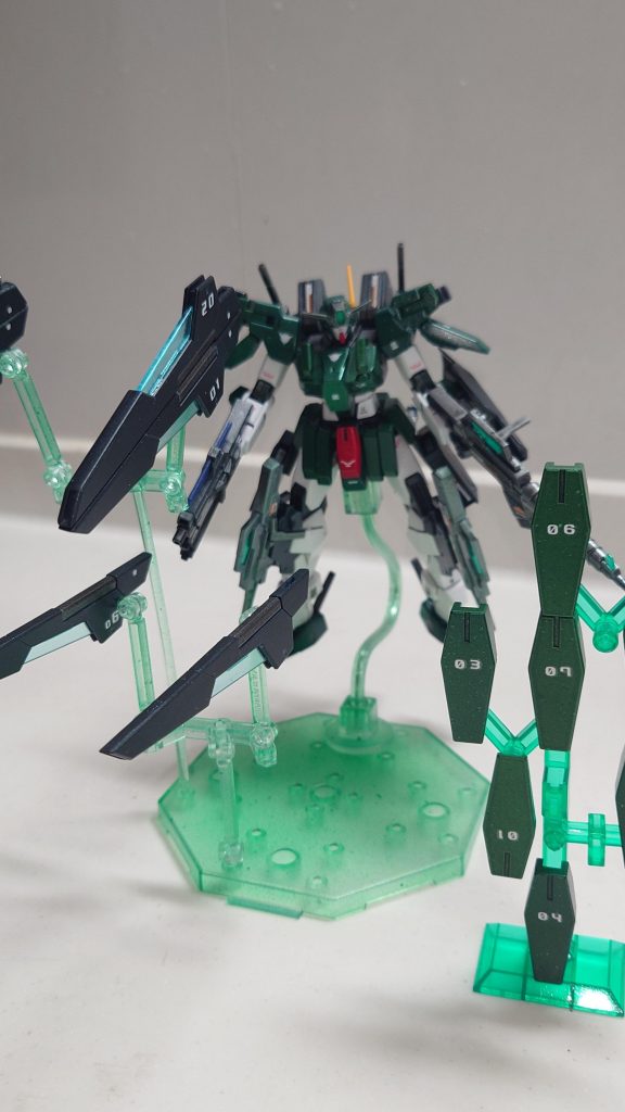 ライフルビット、シールドビット展開サーガ装備を組み合わせた事でビットを展開しても素のケルディムにはならないのもポイントです！