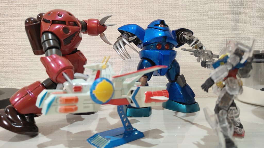 前回投稿した息子が作ったシリーズのホワイトベースとのコラボ