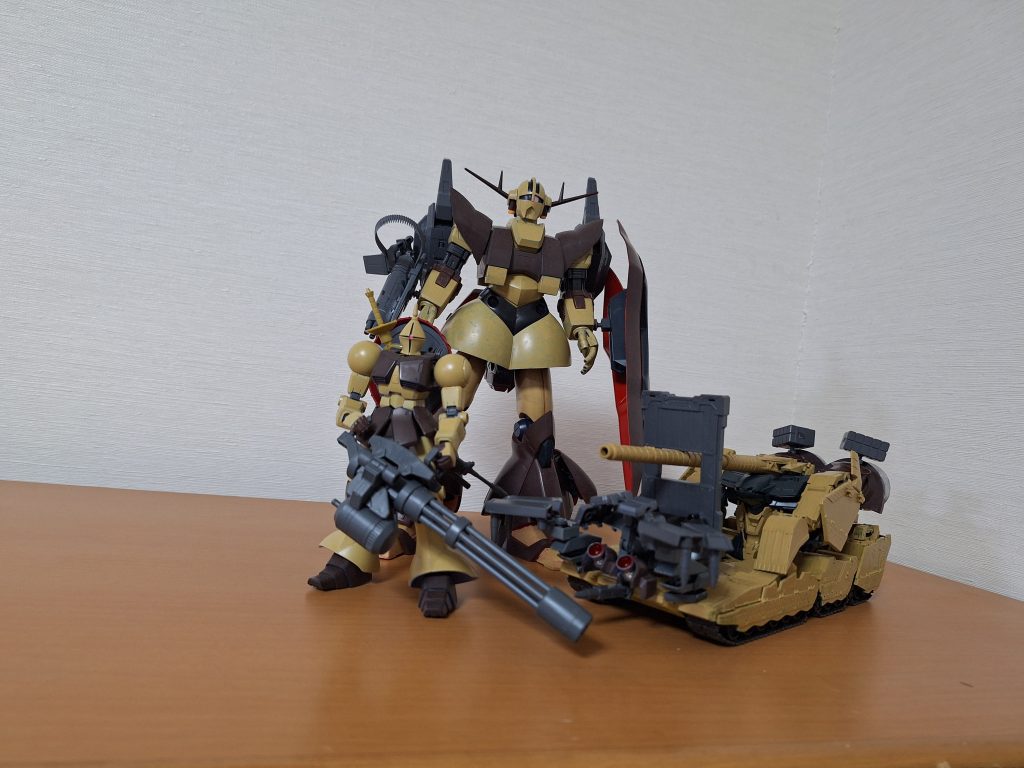 ギャンを比較にアップです。