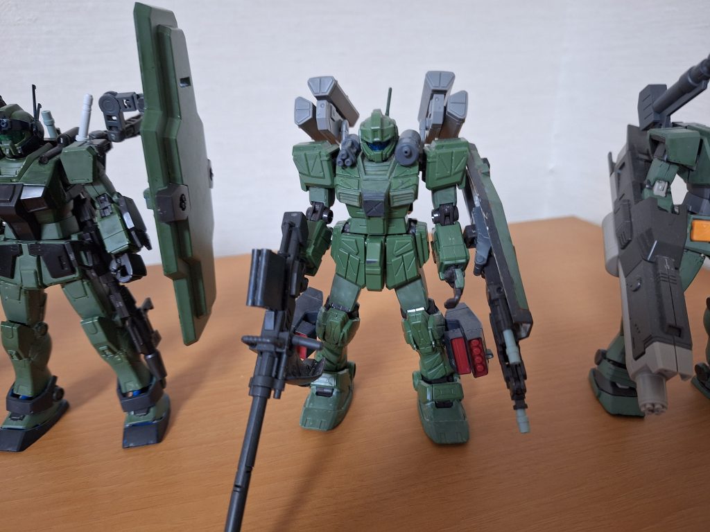 ジムストライカーは、中長距離支援型です。