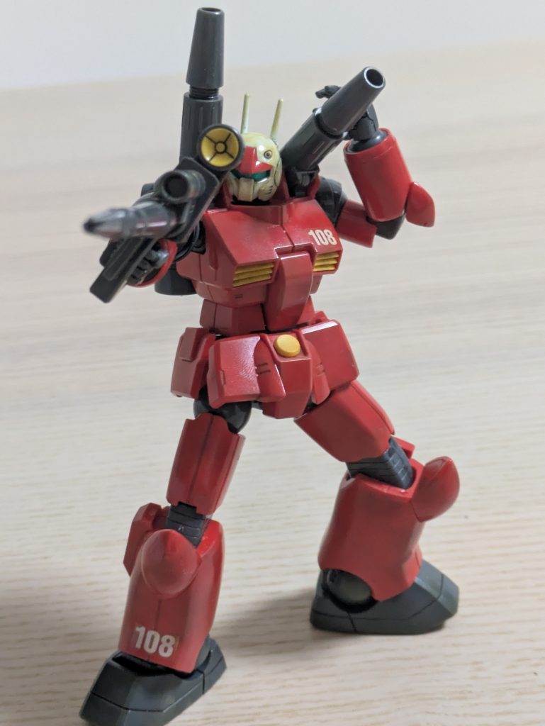 最初はウェザリングするつもりはなかったのですが、このコを見ていたら砂埃にまみれてるのが似合うかなと思い☺️