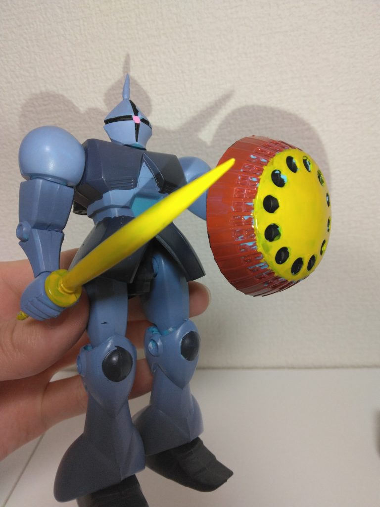 旧キットの再販祭りの時に購入しました。塗料の量がギリギリで盾が雑ですいません(zaku-kao4)ぷ