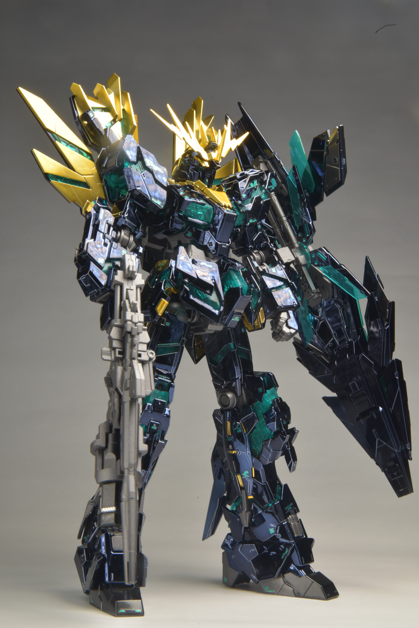 パーティを彩るご馳走や RG ユニコーンガンダム2号機 バンシィ・ノルン (最終決戦仕様 ロボット