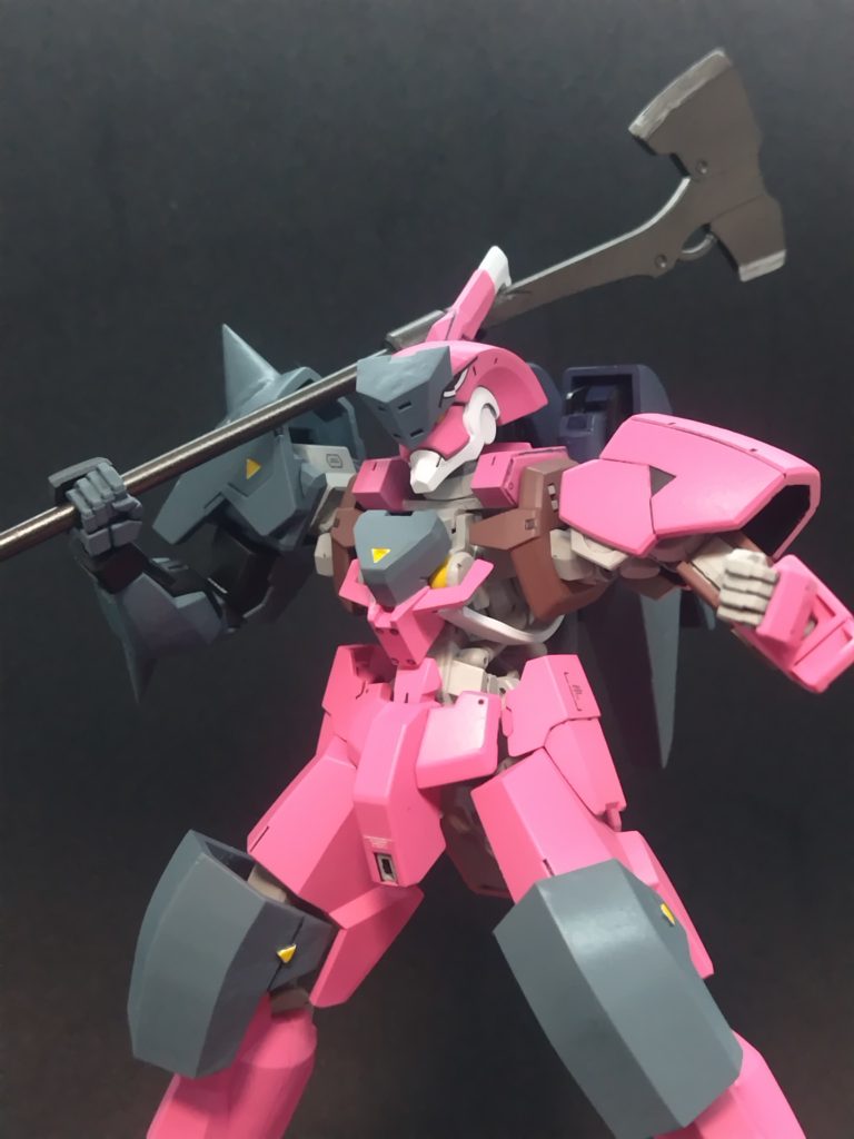 アニメと設定画を元に、欲しいものを作る。なかなかに時間も労力もかかりましたが、鉄血10周年で自分なりに作りたいガンプラが作れて満足です!(gundam-kao3)