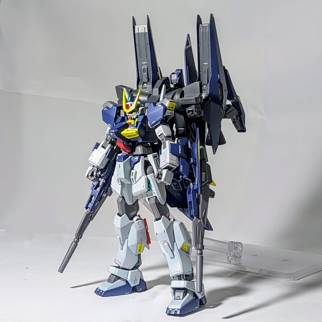 ビームライフルを腕に装着。