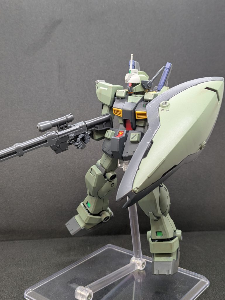 「ん？あの機体は・・・」